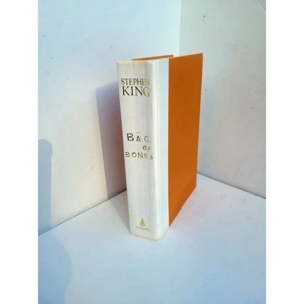 Bag of Bones, Stephen King, Published by Scribner,‎ 1998 First Edition Book